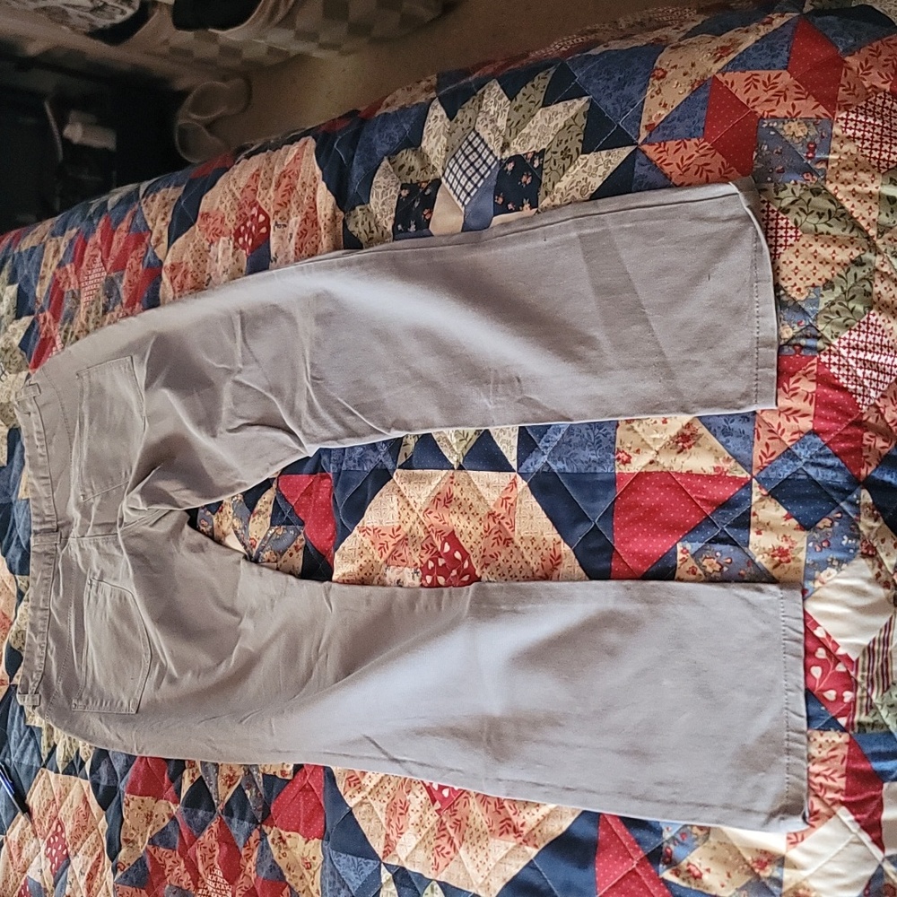 Woman pants - Picture 3 of 4